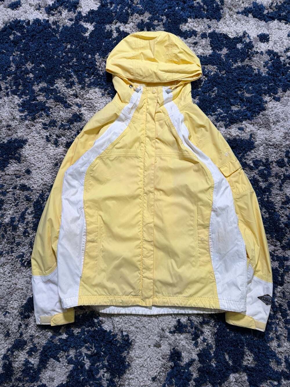 Columbia Sportswear Company Women's Yellow & White Omni-Tech Hooded Rain Jacket